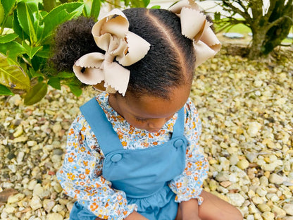 Grosgrain Hair Bow with Scalloped Edge – Oatmeal
